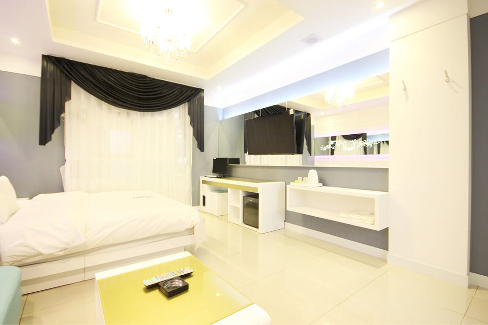 Dome Hotel Gwangju Metropolitan City Esterno foto